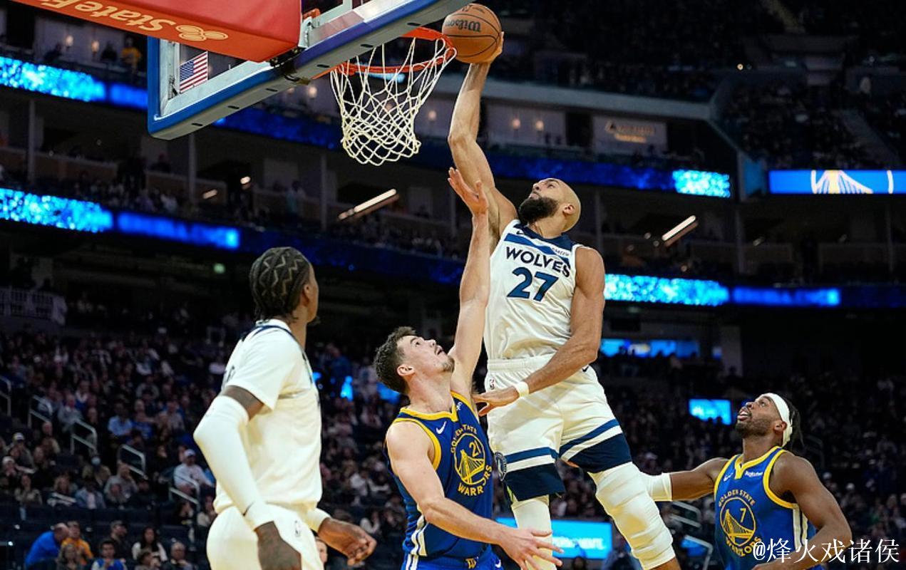 戈贝尔第50次以80%以上命中率砍下20+10，仅次于霍华德